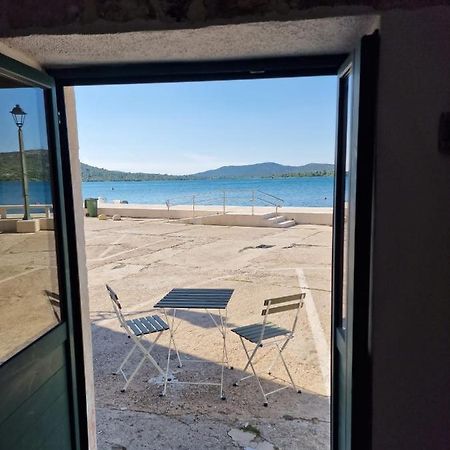 House Riva Apartment Pirovac Luaran gambar