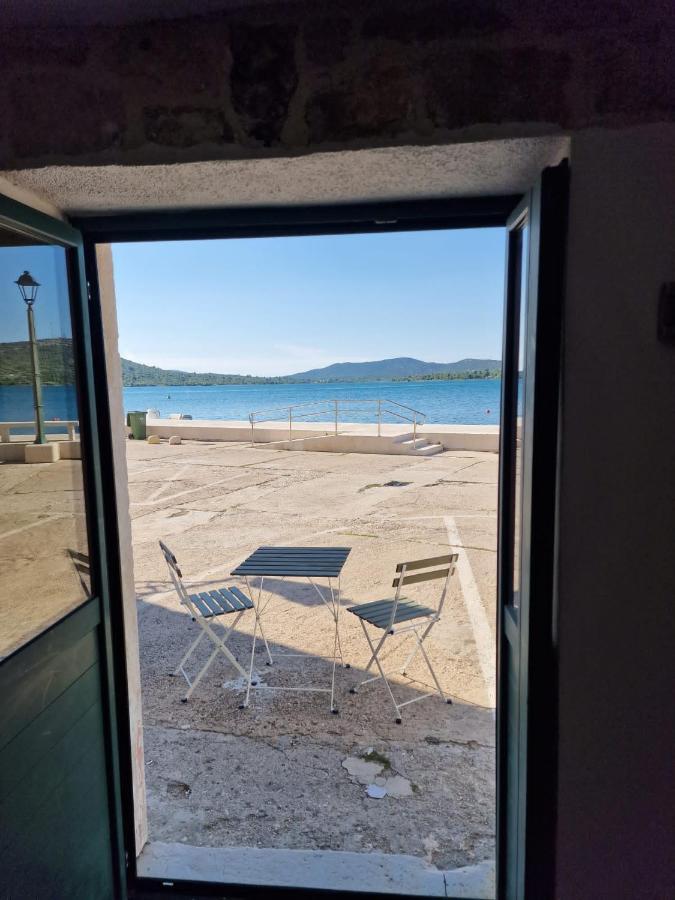 House Riva Apartment Pirovac Luaran gambar