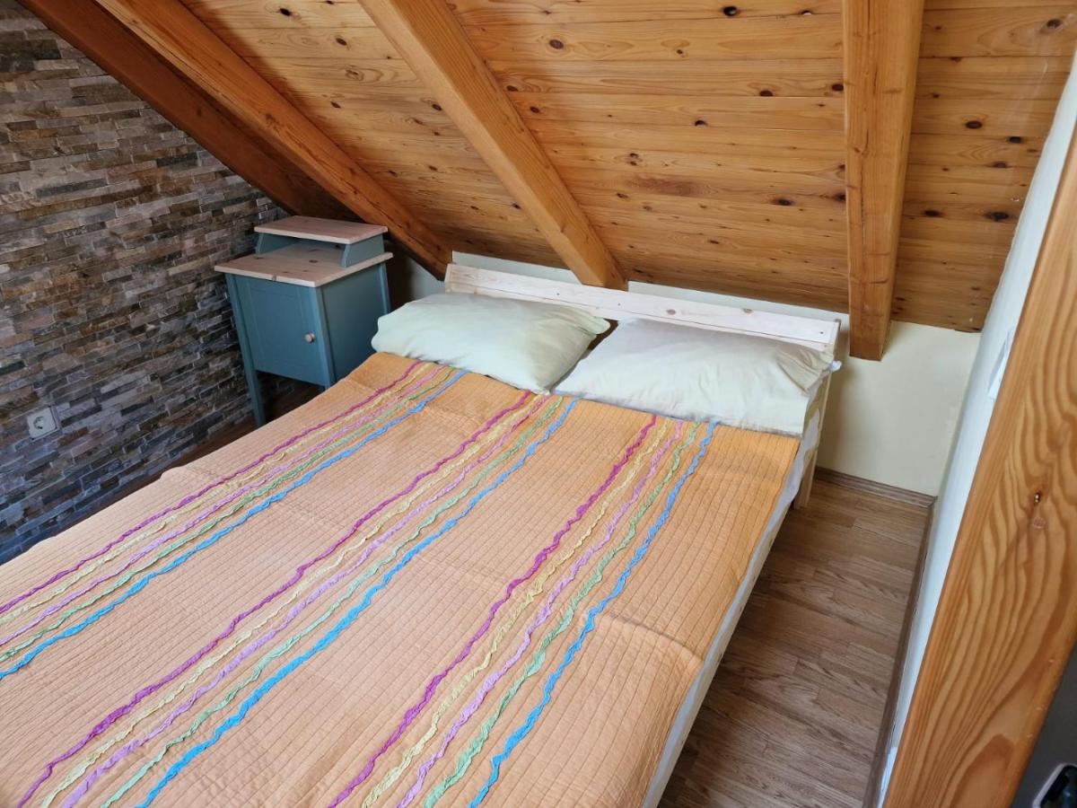House Riva Apartment Pirovac Luaran gambar