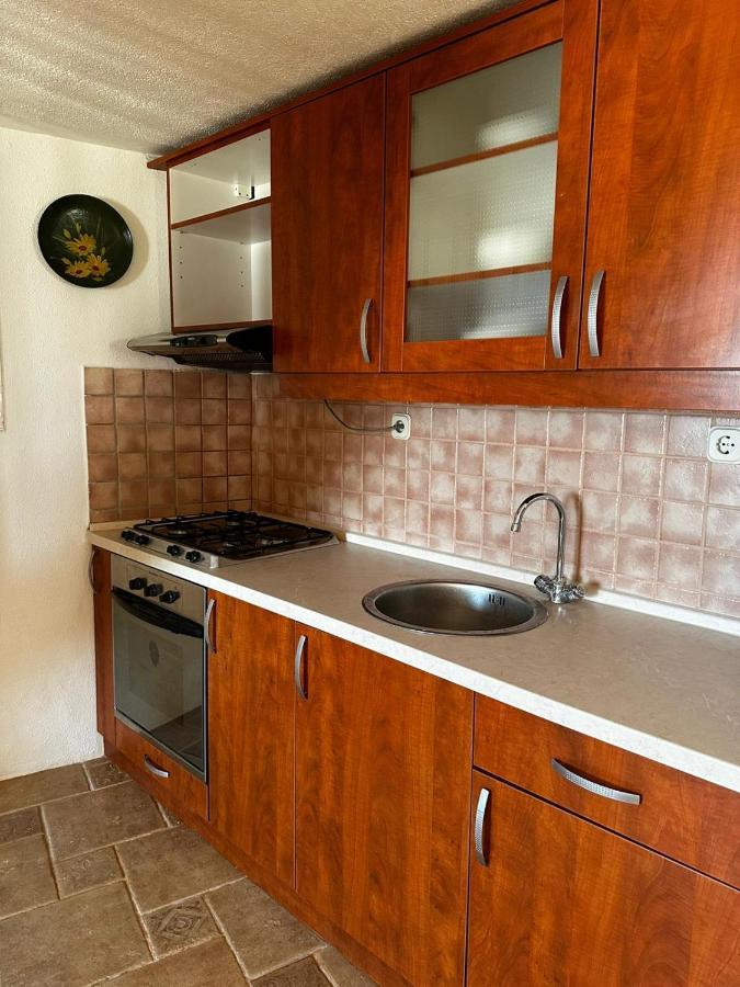 House Riva Apartment Pirovac Luaran gambar